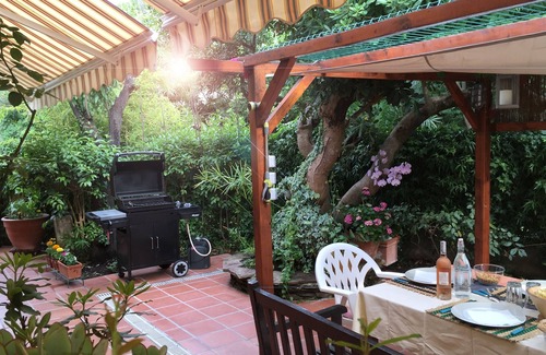 Le Mourillon Villa | Pretty house with garden, close to the sea, very quiet,