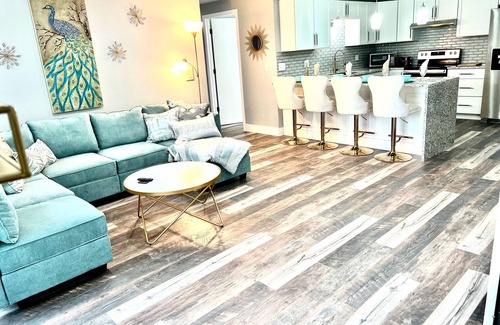 Appleton Apartment | Pretty in Pink at Ritchie’s Residences of Kensington