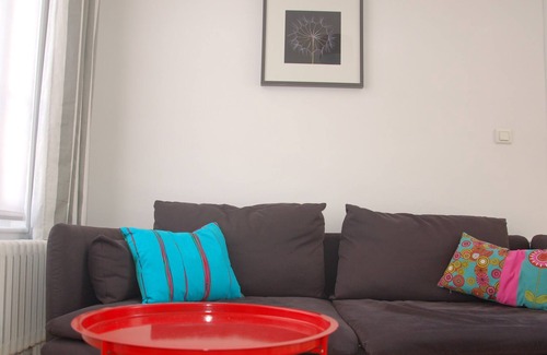 Centre Erlon House | Pretty little house in the very heart of Reims with garage and terrace