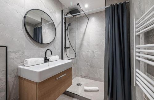 Quartier du Port Apartment | Pretty & Quiet Studio in Port Area
