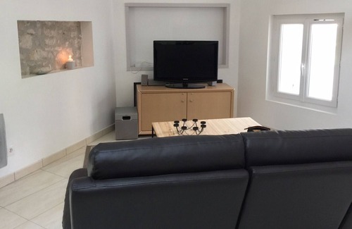Peyriac-de-Mer Apartment | Pretty standard apartment loft near Etang de Bages