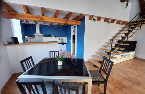 Luzech House | Pretty stone house in the heart of a Lotois village