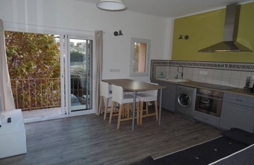 Le Mourillon Apartment | Pretty t1 of 32m2 with balcony in mourillon a toulon redone