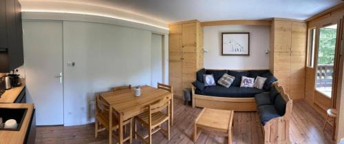 Saint-Chaffrey Apartment | Pretty T2 with balcony and view to the slopes