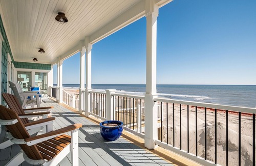 Oak Island House | Previously Edgar's Encore, now 3 Little Birds!