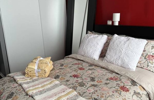Toronto Resort | Private room ∙ 1 guest