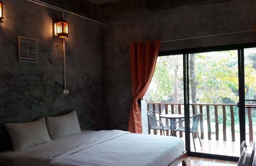 Suan Phueng Hotel | Pribpandao Home & Camping