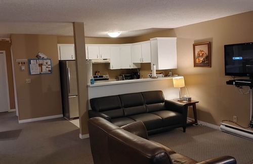 East Kootenay House | *PRICE DROP! 189 NT *Akiskinook 1 Br Condo - Pool/Hot Tub/Beach/Tennis/Golf!