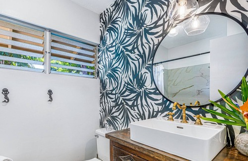 Downtown Lahaina Condo | PRICE DROP FOR OUR Most desired 5 star... ONE OF A KIND BOUTIQUE Hideaway