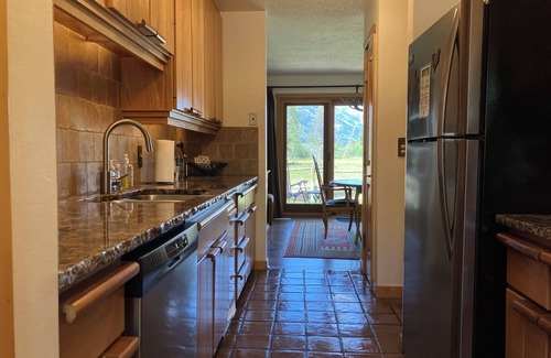 Moose Wilson Road House | Priceless Teton Views. In the Aspens and Minutes Away from World Class Skiing!