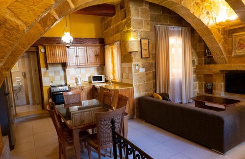 San Lawrenz House | Prickly Pear Holiday Home No. 4