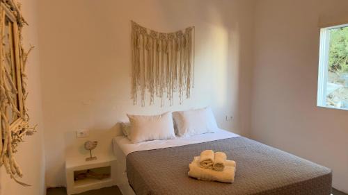 Milos House | Prickly Pear House