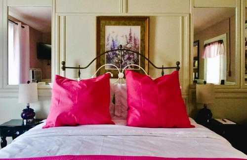 Christoval Hotel | Prickly Pear Room - Ranch House Motel
