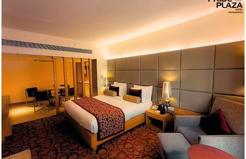 Bodakdev Hotel | Pride Plaza Hotel, Ahmedabad