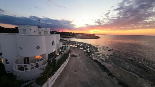 Cozze Villa | Primafila - Lux Beach Villa & Private Jacuzzi