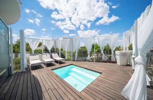 Cozze Villa | Primafila - Luxury Beach Villa & Private Jacuzzi