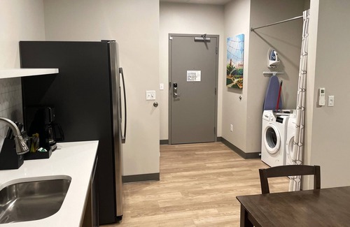 Riverside Apartment | Prime 2 Bed ADA Accessible Travel Apartment in The Lilac City