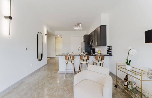 Fort Lauderdale Apartment | Prime 2BR Near FLL Airport, Dania Beach & Pointe