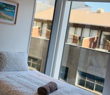 Te Aro Apartment | Prime 3 bedrooms apartment with harbour views in Wellington Central