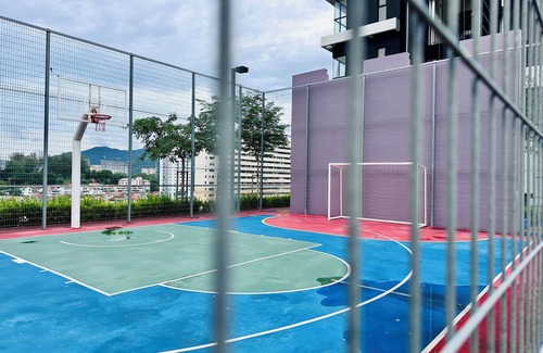 George Town House | Prime and Luxury 3-bedrooms near to the town with Netflix