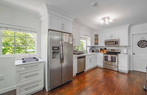 Coral Estates House | Prime Coral Gables 4 Br. House