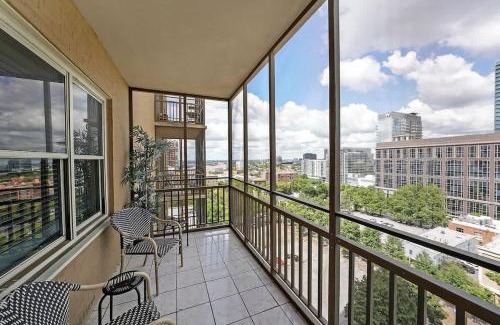 Downtown Atlanta House | Prime Downtown Atlanta Condo with Balcony