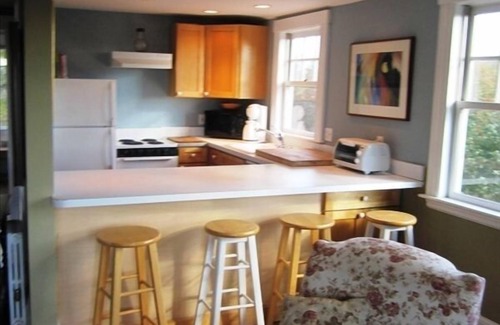 Gloucester Apartment | Prime Gloucester Property Overlooking Inner Harbor - CLOSING DECEMBER 15, 2024