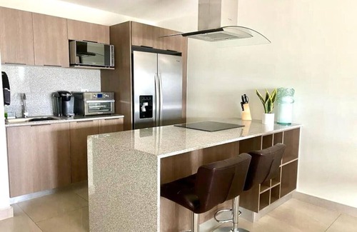 San Pedro Garza Garcia Apartment | Prime Location~2BD&2BA~Arboleda~Shops&Restaurants