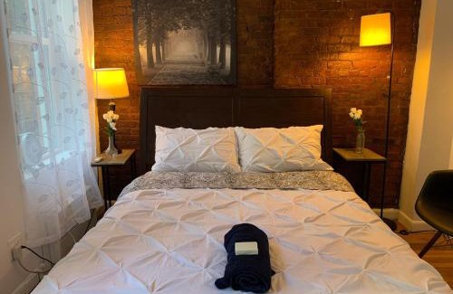 Upper East Side Apartment | PRIME LOCATION 2 BEDROOMS APT UPPER EAST SIDe