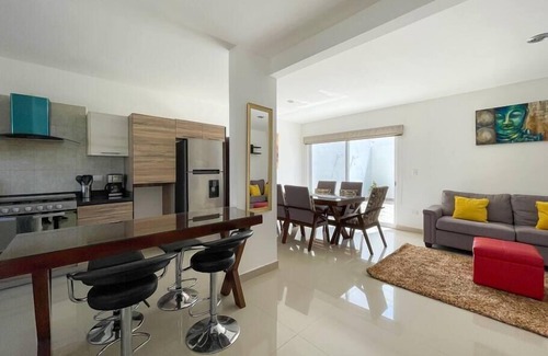 Cerritos House | Prime Location at Cerritos GREAT PRICE #1800