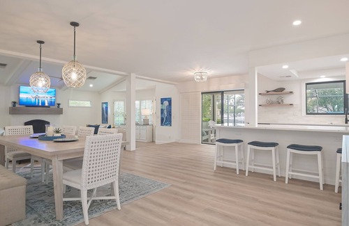 Royal Harbor House | Prime Location Close to Downtown Waterfront/Boatslip 3 Bedroom 3 Bath Pool Home