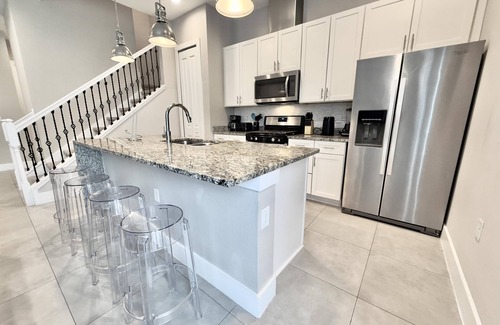 West Kissimmee House | Prime location! Cozy home just minutes from Disney.