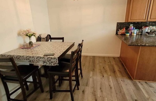 Pleasanton House | Prime location - Family sized house with dual balcony