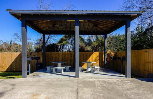 Sulphur House | Prime Location Free Parking Onsite, Close to Lake Charles
