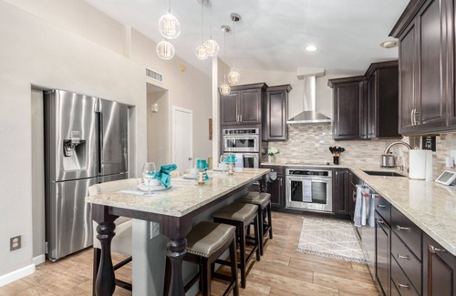 Desert Ridge House | Prime location! Home in sought after Desert Ridge area!