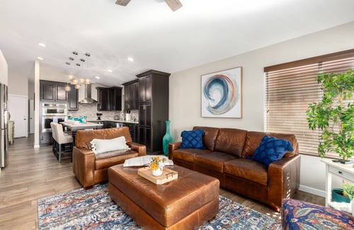 Desert Ridge House | Prime location! Home in sought after Desert Ridge area!