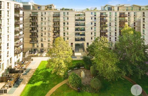 Stratford Apartment | Prime Location | Modern Apartment | East London, Stratford Olympic Park, E20