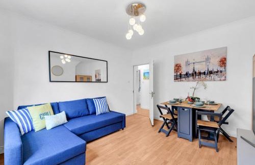 Hammersmith Apartment | Prime Location! Next to Hammersmith Apollo & Tube