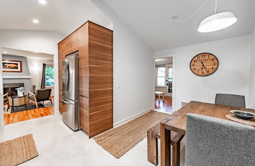 Ventura House | Prime Location, Private Hot Tub! Minutes To Sand