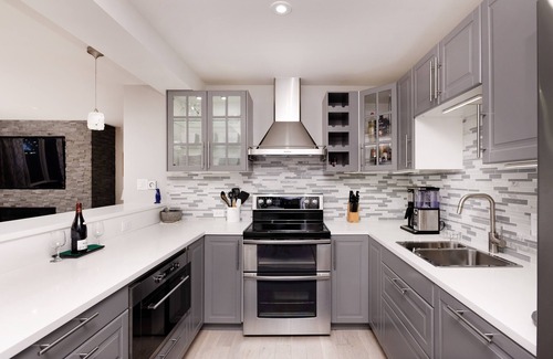 Aspen Condo | Prime location, walk to everything in Aspen! 2 blocks to Gondola