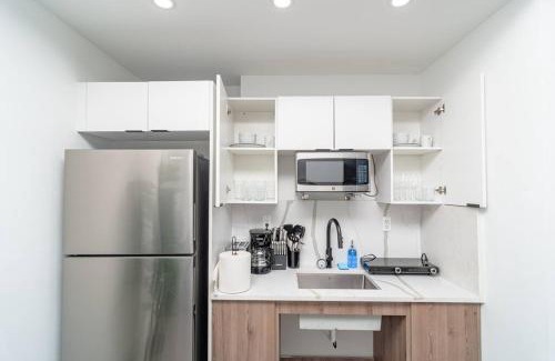 East Little Havana Apartment | Prime Miami Retreat with King Bed Near Brickell & Marlins Park