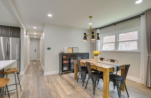 Oak Park Apartment | Prime Oak Park Location: Modern Home w/Yard!