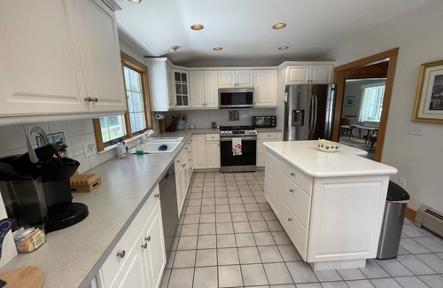 Osterville House | Prime Osterville Location - Clean and Comfortable Family Home