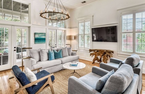 Watercolor House | Prime Outdoor Views By Gulf w Roof Lounge and Bikes