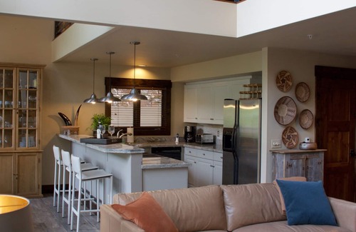 Mountain Village Condo | Prime Ski In/Ski Out Townhouse, Steps to the Village, Sleeps 8, License # 000976