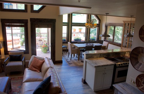 Mountain Village Condo | Prime Ski In/Ski Out Townhouse, Steps to the Village, Sleeps 8, License # 000976