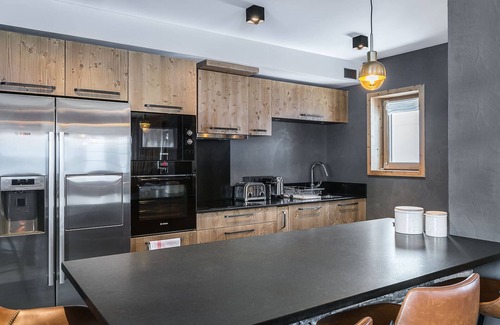 Val-d'Isere Apartment | Prime Ski-In/Ski-Out Location, Modern 5-Room Apartment with Fireplace