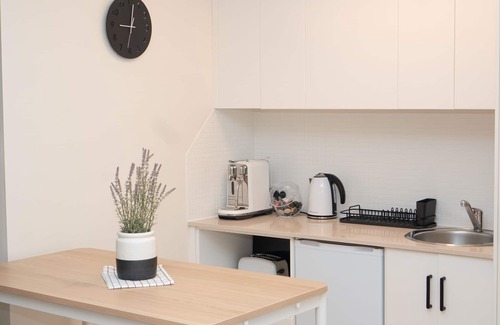 Darling Harbour Apartment | PRIME SPOT: Modern Studio+Balcony Darling Harbour