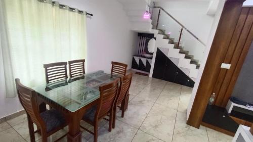 Kochi Villa | Prime Villa, near Amusement Park