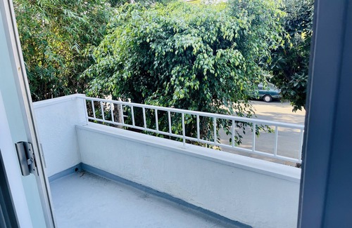 Sawtelle Apartment | Prime West LA cozy 2bd/2ba with balcony-UCLA SMC Santa Monica Beach
